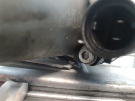 MECANISME+MOTEUR LEVE-GLACE AVANT GAUCHE DACIA SANDERO I 2008-2012