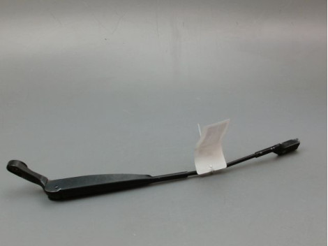 BRAS ESSUIE-GLACE AVANT GAUCHE FIAT 500 II Phase 1 2007-...