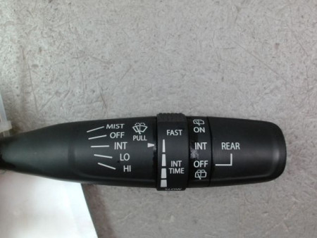 COMMANDE ESSUIE GLACE SUZUKI SWIFT
