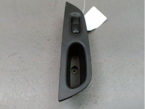 COMMANDE LEVE-GLACE PORTE ARG NISSAN X - TRAIL 2004-