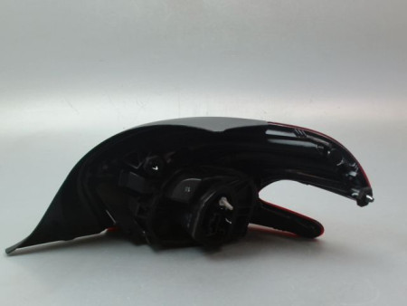 FEU ARRIERE GAUCHE  PEUGEOT 208 Phase 1 2012-...