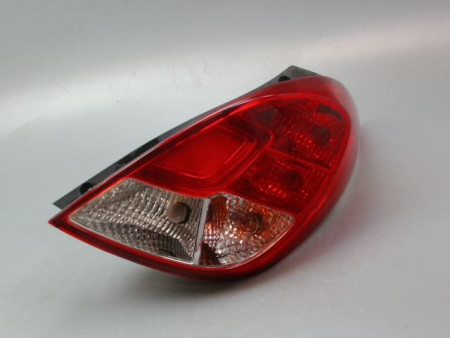 FEU ARRIERE DROIT HYUNDAI I 20 2009-