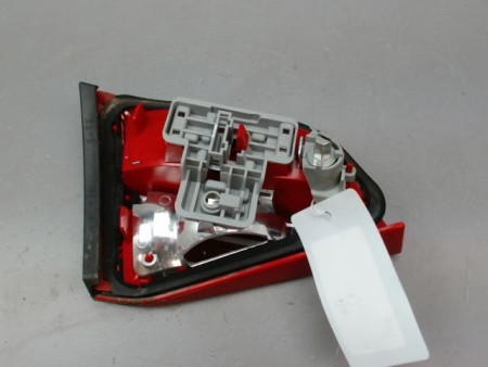 FEU ARRIERE INTERIEUR DROIT AUDI A4