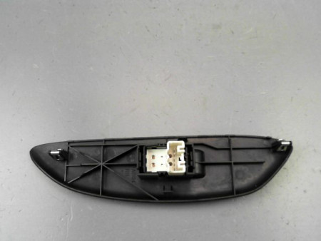COMMANDE LEVE-GLACE PORTE AVD TOYOTA YARIS I Phase 2 2003-2005