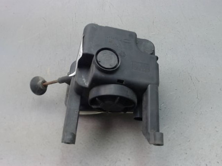 PHARE ANTIBROUILLARD AVANT DROIT OPEL MERIVA MONOSP. I Phase 1 (A) 2003-2005
