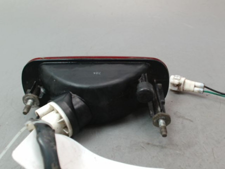 FEU BROUILLARD CENTRAL ARRIERE SUZUKI SWIFT III 2005-2011