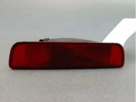 FEU BROUILLARD CENTRAL ARRIERE NISSAN MICRA 2009-