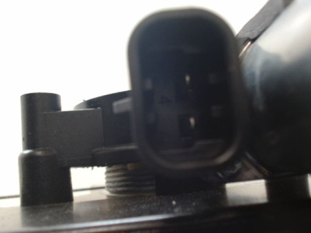 MECANISME+MOTEUR LEVE-GLACE AVANT DROIT IVECO 35S14