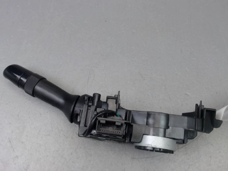 COMMANDE ECLAIRAGE TOYOTA PRIUS 2004-