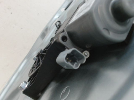 MECANISME+MOTEUR LEVE-GLACE AVANT GAUCHE KIA VENGA 09-