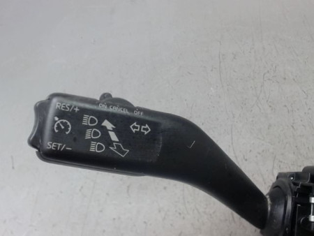 BLOC COMMODOS VOLKSWAGEN UP! PHASE 1 (12) 2011-...