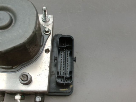 UNITE HYDRAULIQUE ABS DACIA DUSTER BREAK Phase 2 2013-...