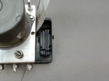 UNITE HYDRAULIQUE ABS RENAULT CLIO