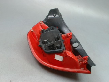 FEU ARRIERE DROIT RENAULT CLIO III Phase 1 2005-2009