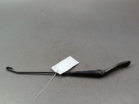 BRAS ESSUIE-GLACE AVANT DROIT DACIA SANDERO I 2008-2012