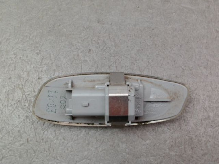 REPETITEUR RETROVISEUR DROIT PEUGEOT 207 2006-2013