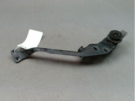 SUPPORT PARE-CHOC AVG MERCEDES CLASSE C 2007-