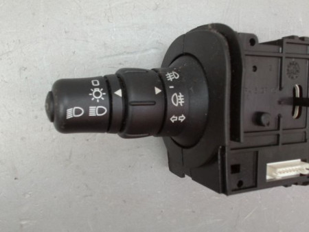 COMMANDE ECLAIRAGE RENAULT SCENIC MONOSP. II Phase 2 2006-2009
