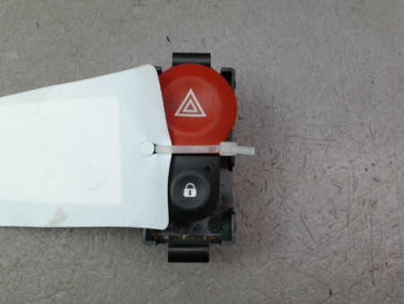 BOUTON DE WARNING RENAULT KANGOO BREAK II Phase 2 2013-...