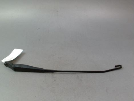 BRAS ESSUIE-GLACE AVANT DROIT RENAULT CLIO CAMPUS II Phase 2 2009-2012