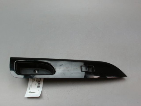 COMMANDE LEVE-GLACE PORTE AVD NISSAN MICRA 2009-