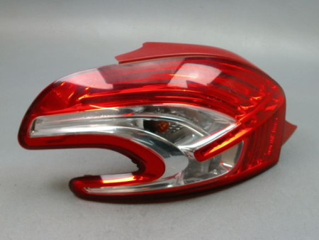 FEU ARRIERE GAUCHE  PEUGEOT 208