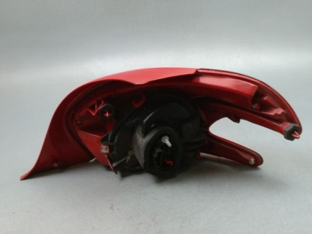 FEU ARRIERE GAUCHE  PEUGEOT 208