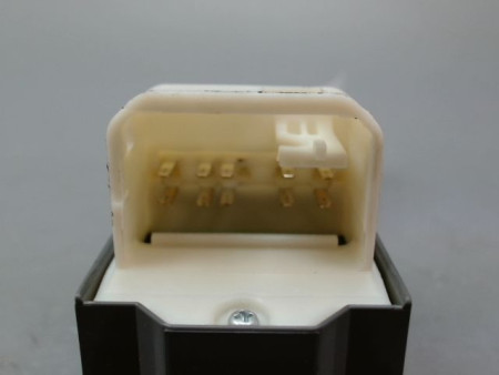COMMANDE LEVE-GLACE PORTE AVG TOYOTA YARIS II 2010-