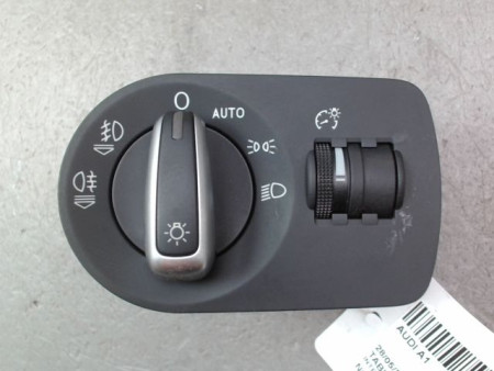 INTERIEUR COMMANDE PHARES AUDI A1