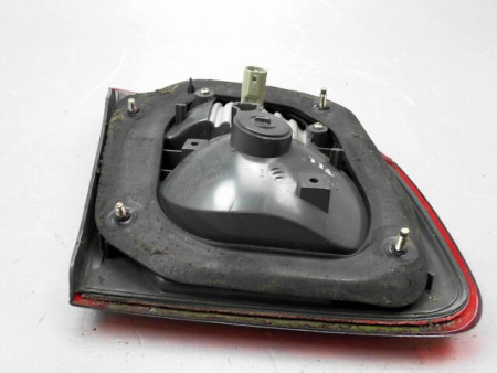 FEU ARRIERE INTERIEUR DROIT MAZDA 626 IV Phase 2 2000-2002