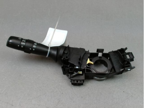 COMMANDE ECLAIRAGE TOYOTA VERSO 2010-