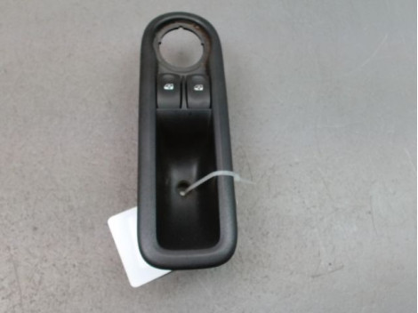 COMMANDE LEVE-GLACE PORTE AVG RENAULT CLIO III Phase 2 2009-2014