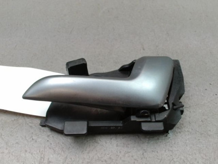 POIGNEE INTERIEURE PORTE AVANT DROIT KIA RIO 2005-