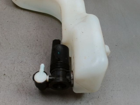 RESERVOIR LAVE-GLACE AVANT FORD FIESTA 2005-