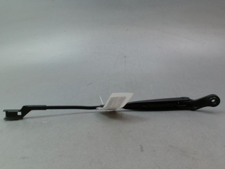 BRAS ESSUIE-GLACE AVANT GAUCHE FIAT 500 II Phase 1 2007-...