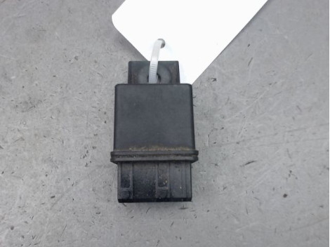 BOITIER DE PRECHAUFFAGE CITROEN SAXO Phase 2 1999-2004