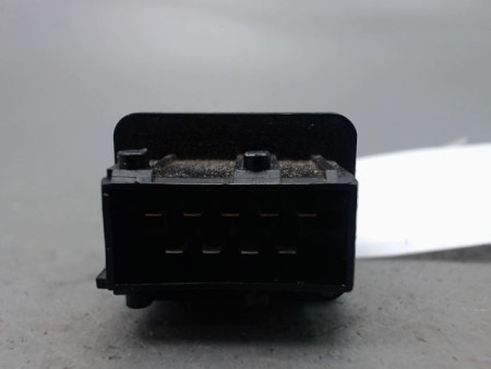 BOITIER DE PRECHAUFFAGE CITROEN SAXO Phase 2 1999-2004