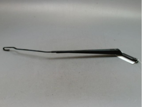 BRAS ESSUIE-GLACE AVANT DROIT PEUGEOT 206 + 2009-2013