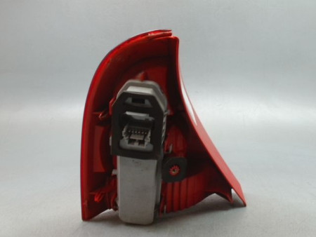 FEU ARRIERE DROIT RENAULT CLIO II Phase 2 2001-2006