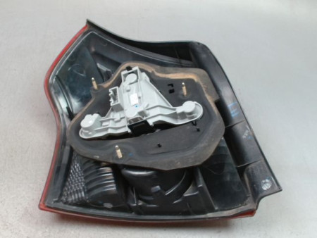FEU ARRIERE DROIT TOYOTA COROLLA X Phase 2 2004-2007