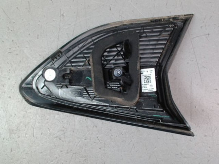 FEU ARRIERE INTERIEUR DROIT OPEL CORSA 2010-