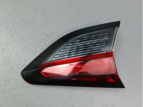 FEU ARRIERE INTERIEUR GAUCHE OPEL CORSA 2010-
