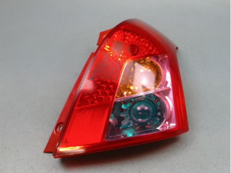 FEU ARRIERE DROIT SUZUKI SWIFT III 2005-2011