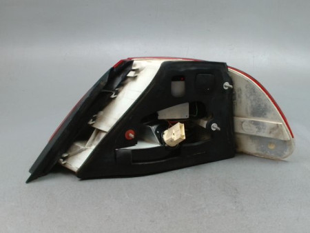 FEU ARRIERE GAUCHE  BMW SERIE 7 (E65) 2001-