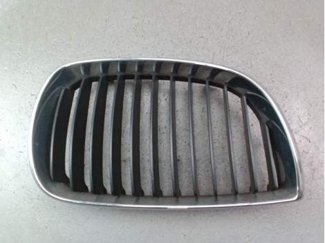 GRILLE CALANDRE DROIT BMW SERIE 1 I Phase 1 (E87) 2004-2006