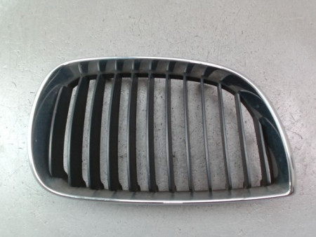 GRILLE CALANDRE DROIT BMW SERIE 1 I Phase 1 (E87) 2004-2006