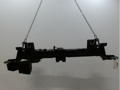 TRAVERSE SUPERIEURE ARMATURE AVANT PEUGEOT 5008 MONOSP. I Phase 1 2009-2013