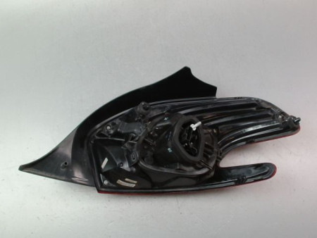 FEU ARRIERE GAUCHE  PEUGEOT 208 Phase 1 2012-...