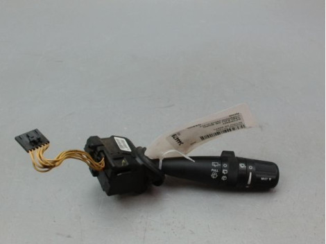 COMMANDE ESSUIE GLACE DODGE NITRO 2007-