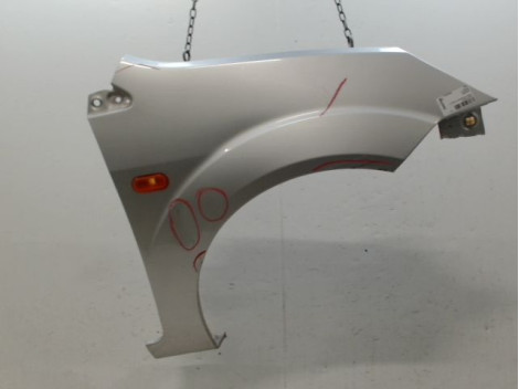 AILE AVANT DROIT FORD FIESTA V Phase 1 2002-2005